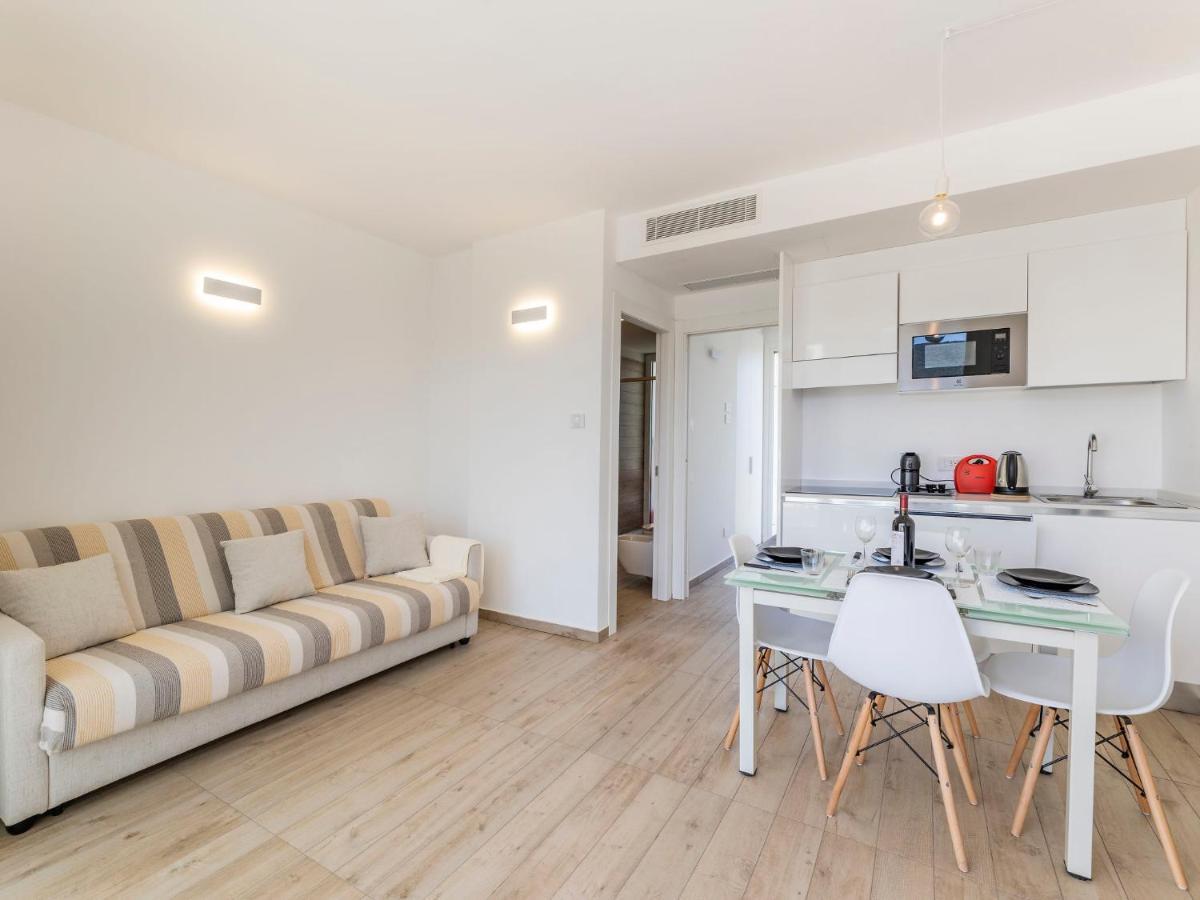 Apartment Capo Falcone Charming Apartment-2 By Interhome Стінтіно Екстер'єр фото